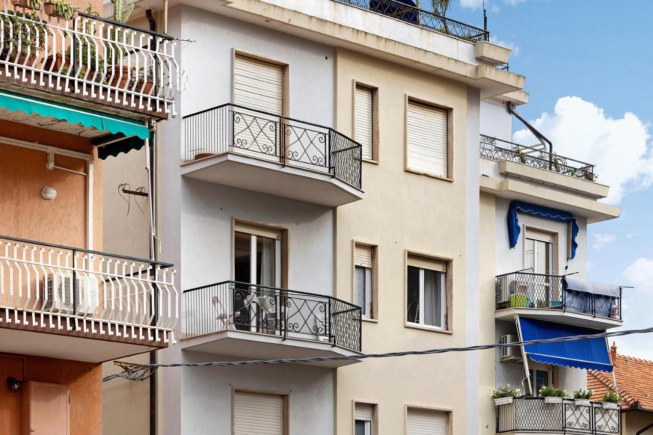 Casa Rosso Melograno Apartamento Alassio Exterior foto